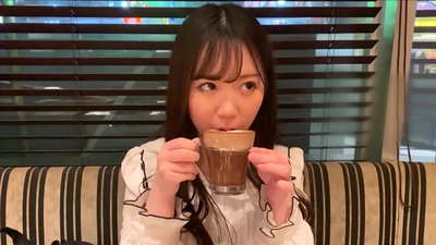 او دوستی است که متعلق به همان باشگاه در دانشگاه بود. و او جذاب ترین دختر باشگاه است. این یک فضای سکسی ژاپنی است.